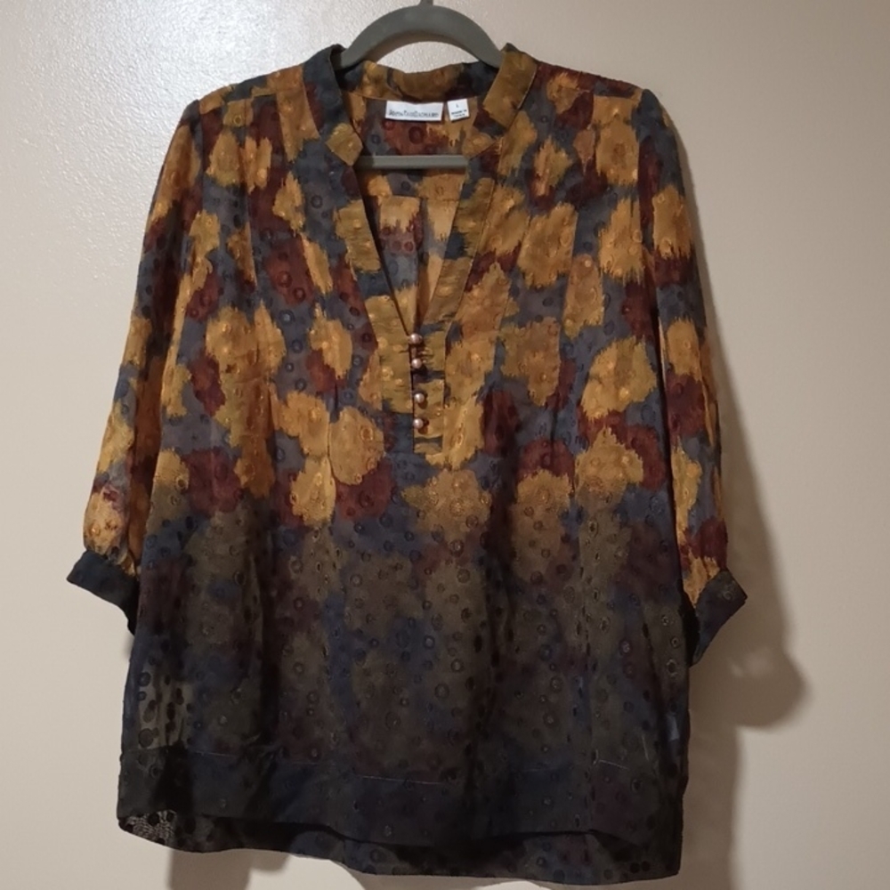 Patterned Women's Top Johnpaulrichard